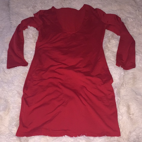 RED LONG SLEEVE VNECK DRESS - Picture 4 of 4